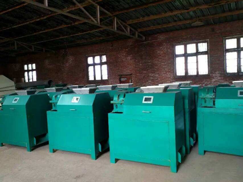 Pharmacy 60kg/H Dry Powder Granulator